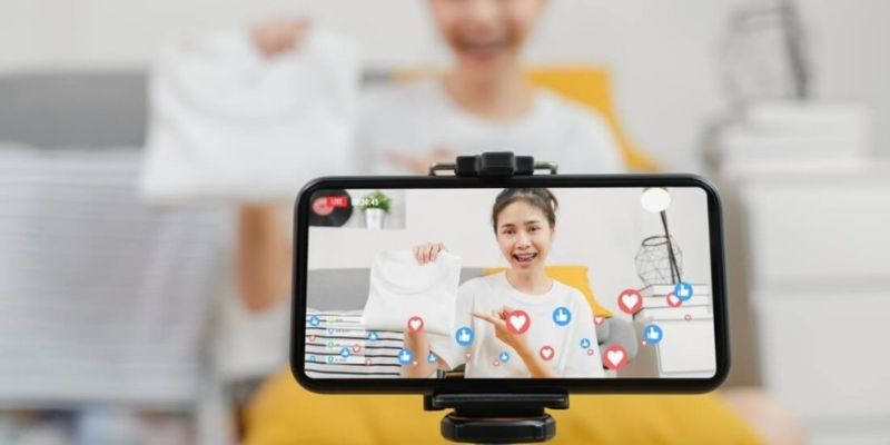 cach-tim-ideas-de-lam-video-marketing-Facebook-cat-livestream